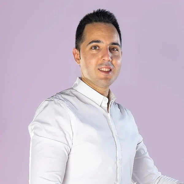 Jonathan Izquierdo - Perito Informático Forense certificado